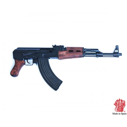 Fucile AK-47 con testata pieghevole senza calcio