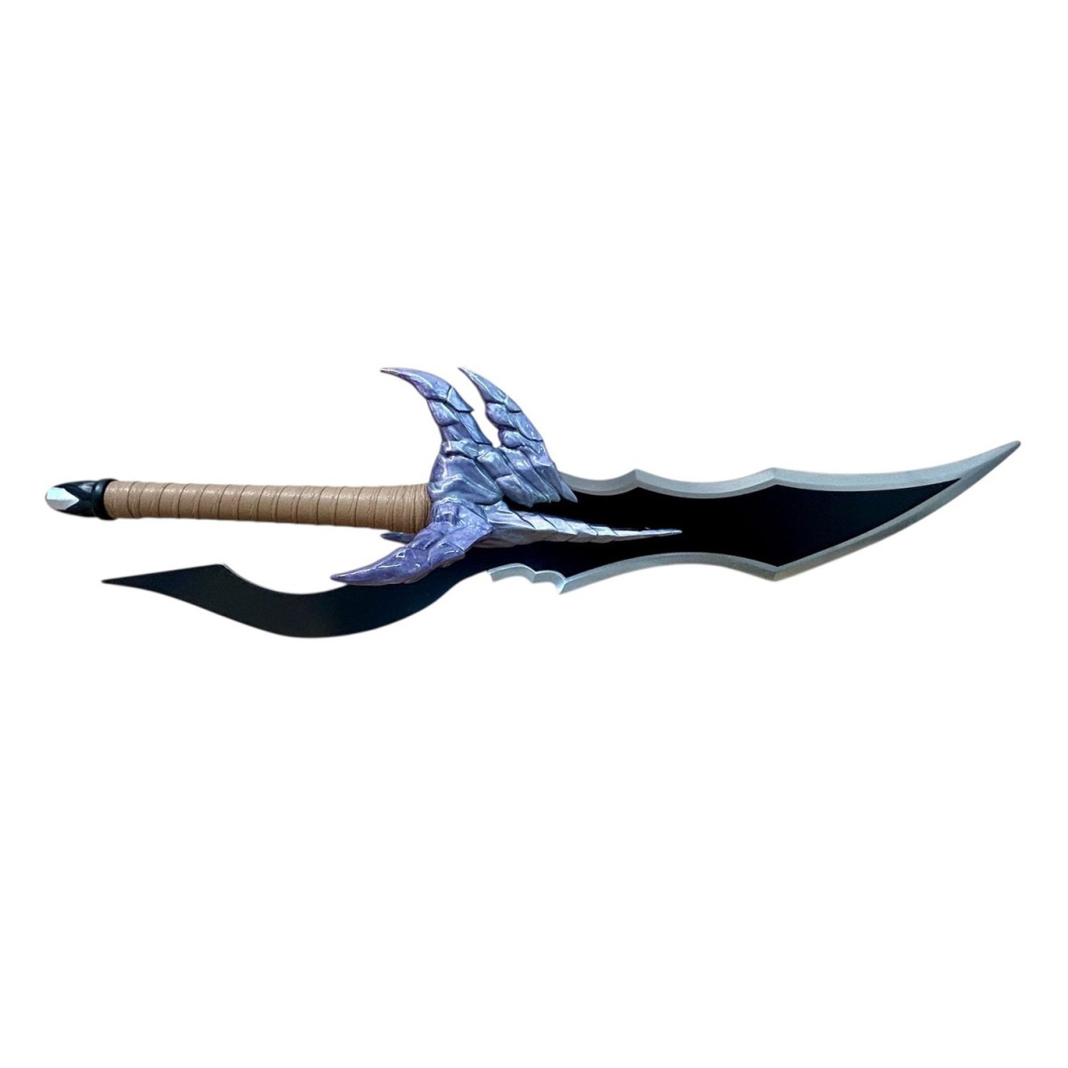 Pugnale Venom Fang di Kasaka Solo Leveling  